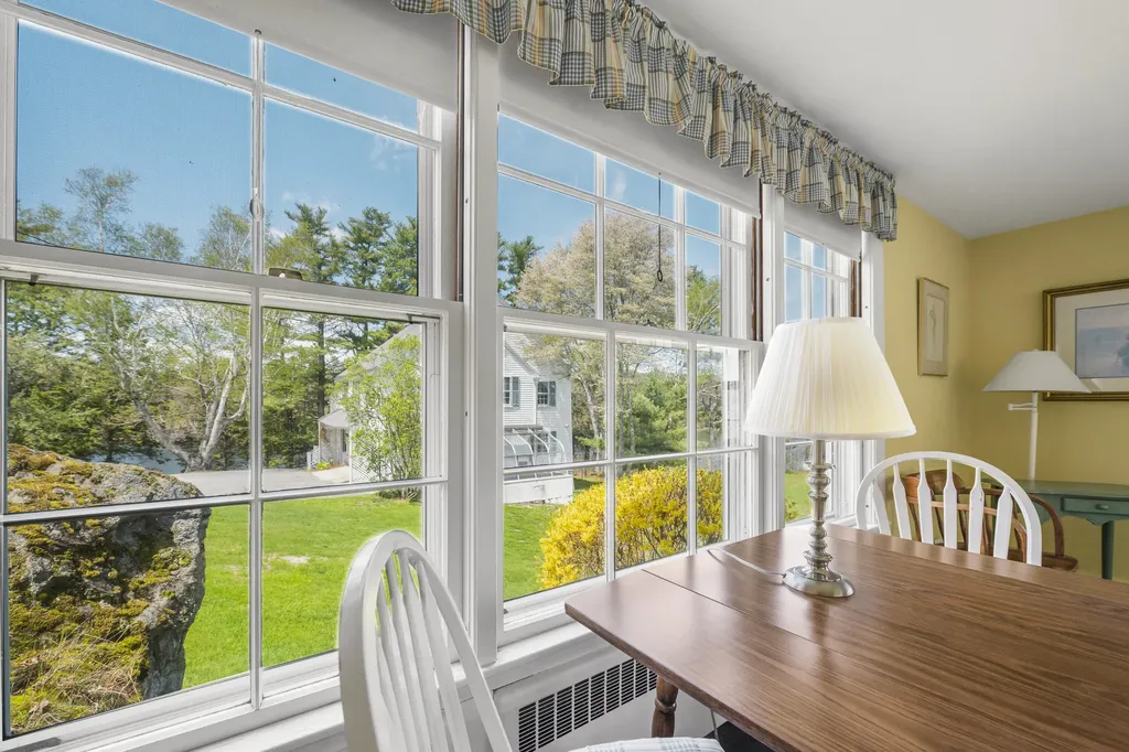 36 Pleasant Street Damariscotta ME 04553