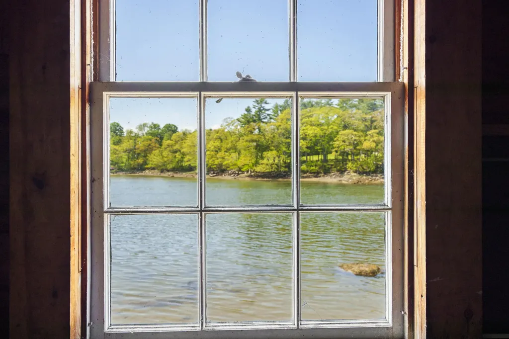 36 Pleasant Street Damariscotta ME 04553