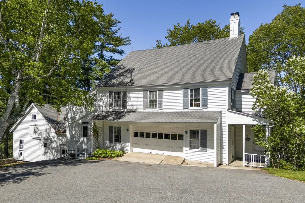 36 Pleasant Street Damariscotta ME 04553