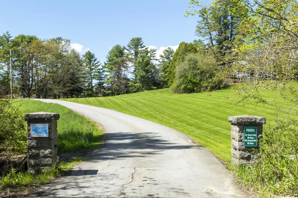 36 Pleasant Street Damariscotta ME 04553