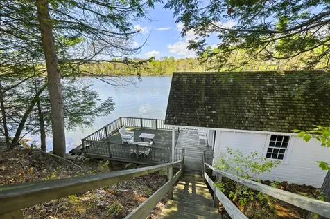 36 Pleasant Street Damariscotta ME 04553
