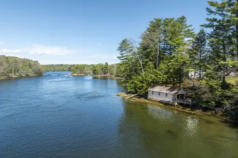 36 Pleasant Street Damariscotta ME 04553