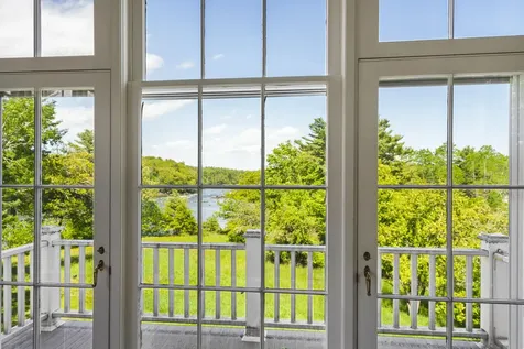 36 Pleasant Street Damariscotta ME 04553
