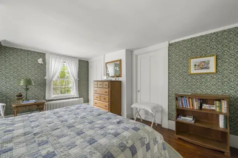 36 Pleasant Street Damariscotta ME 04553