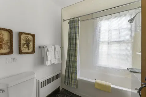 36 Pleasant Street Damariscotta ME 04553