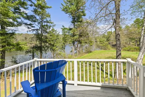 36 Pleasant Street Damariscotta ME 04553