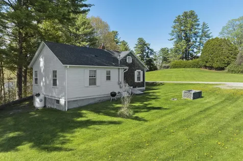36 Pleasant Street Damariscotta ME 04553