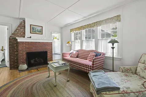 36 Pleasant Street Damariscotta ME 04553