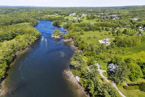 36 Pleasant Street Damariscotta ME 04553