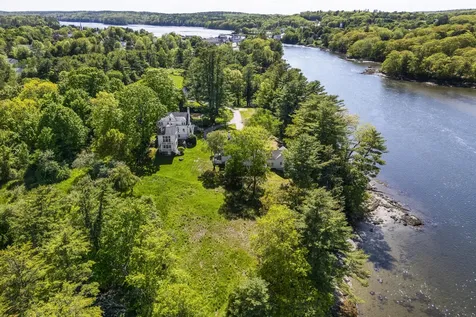 36 Pleasant Street Damariscotta ME 04553