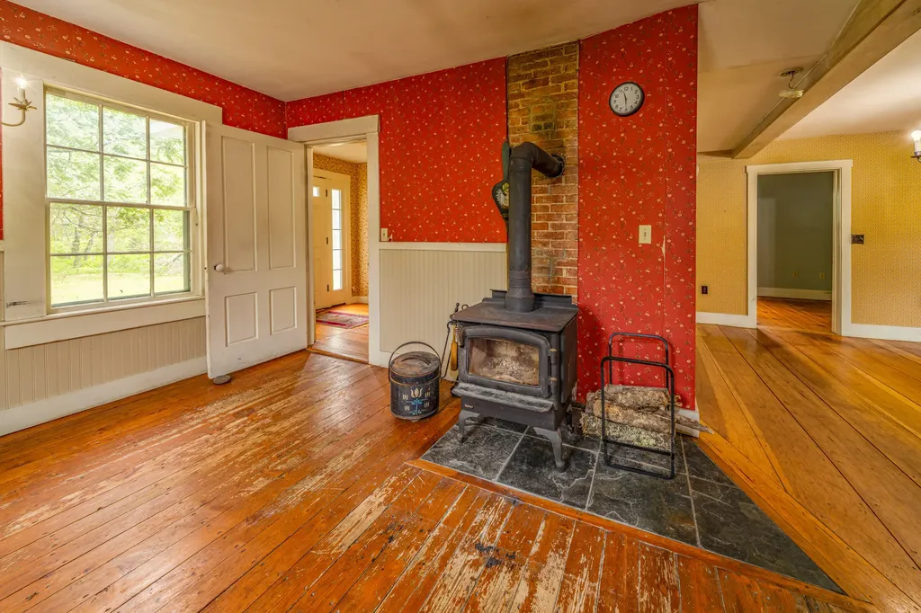 685 Winslows Mills Road Waldoboro ME 04572
