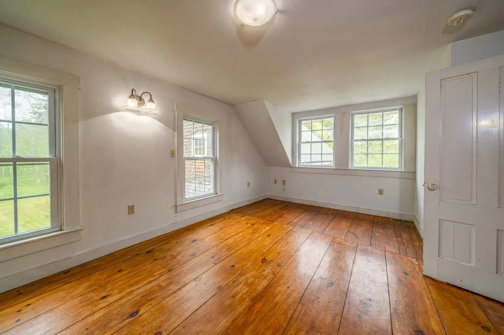 685 Winslows Mills Road Waldoboro ME 04572