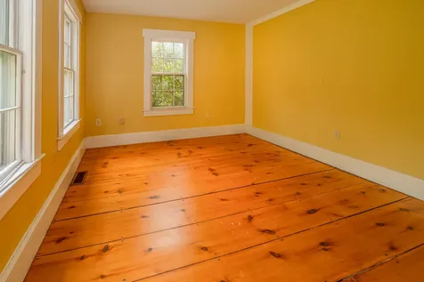 685 Winslows Mills Road Waldoboro ME 04572