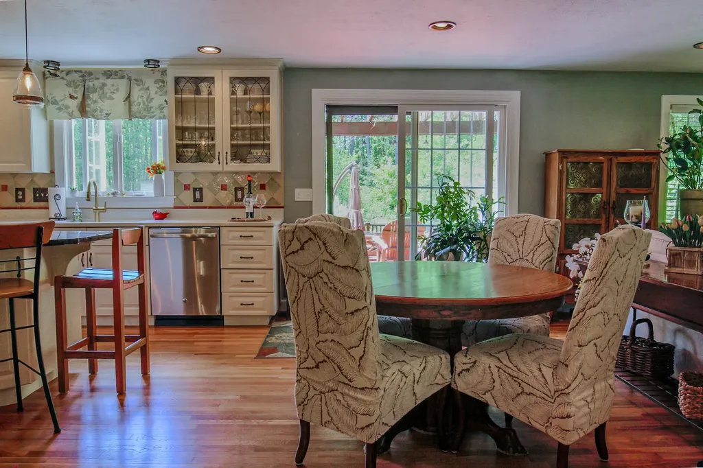 7 Bornheimer Place Scarborough ME 04074