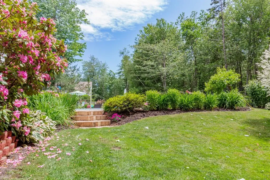 7 Bornheimer Place Scarborough ME 04074