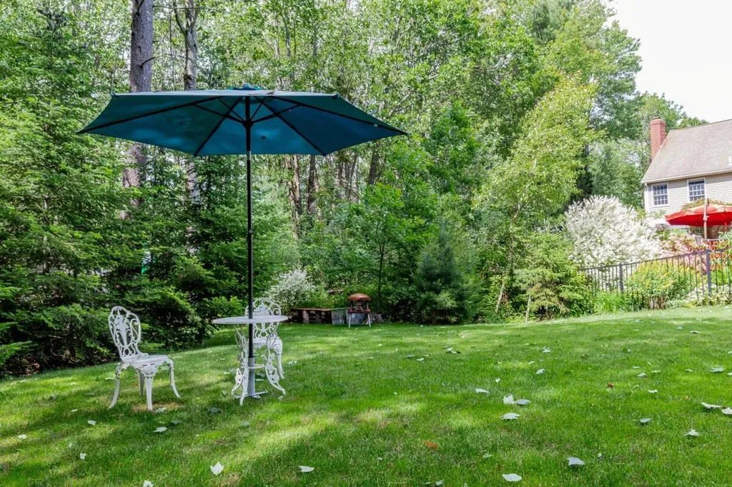 7 Bornheimer Place Scarborough ME 04074