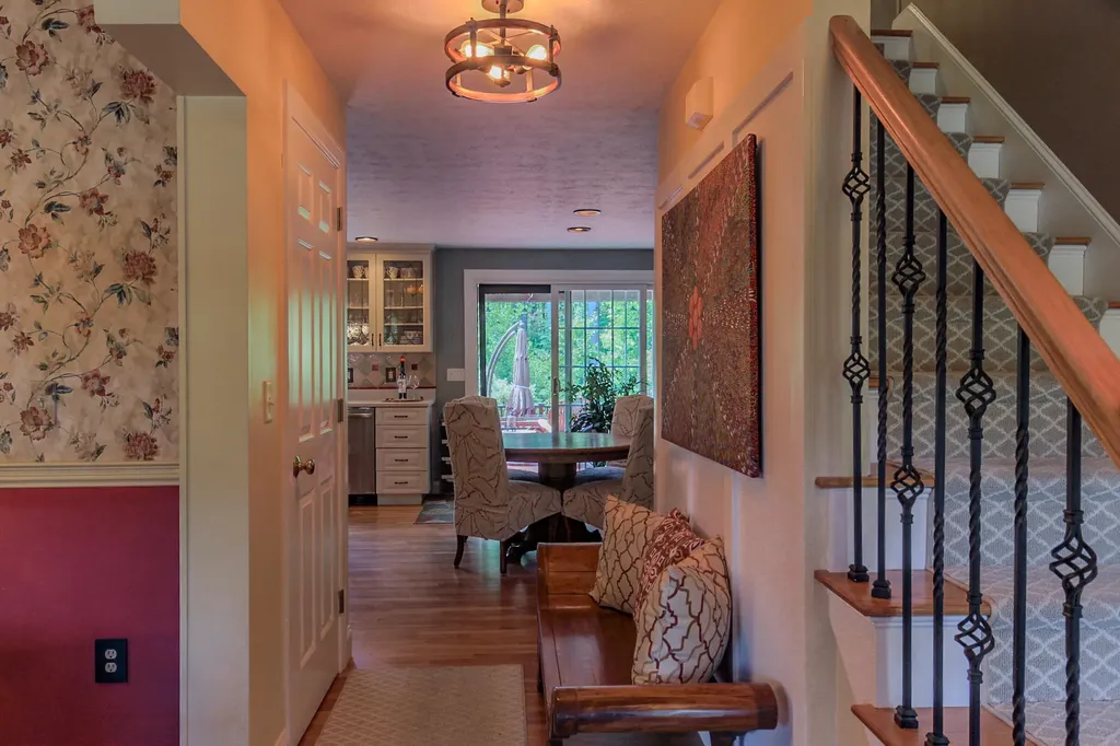 7 Bornheimer Place Scarborough ME 04074