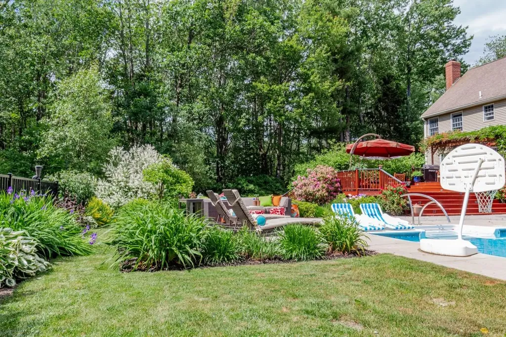 7 Bornheimer Place Scarborough ME 04074