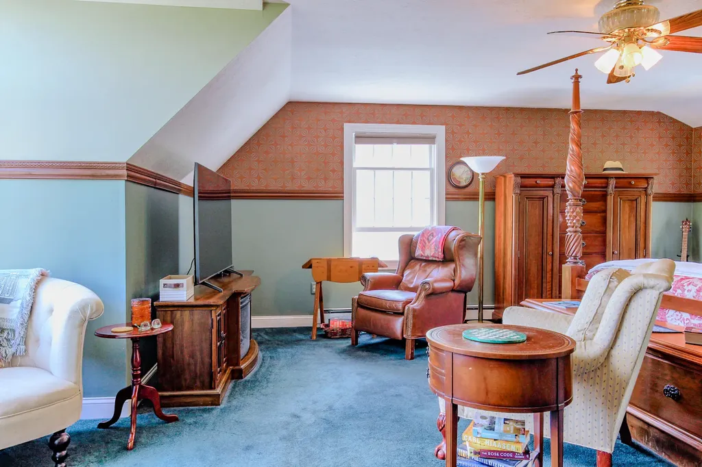 7 Bornheimer Place Scarborough ME 04074