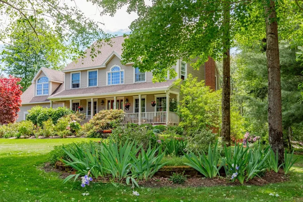 7 Bornheimer Place Scarborough ME 04074