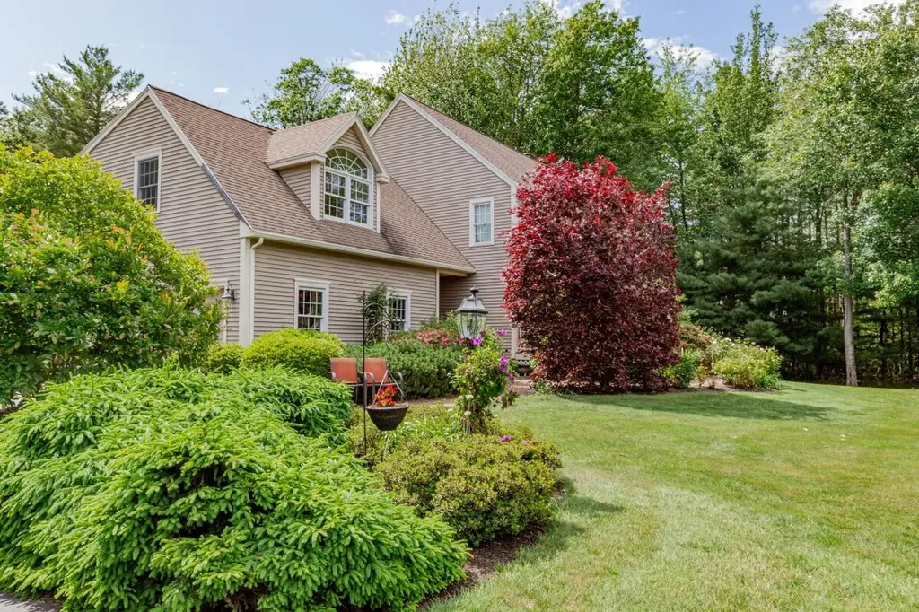 7 Bornheimer Place Scarborough ME 04074