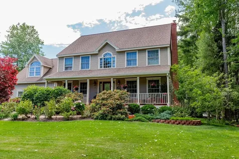 7 Bornheimer Place Scarborough ME 04074