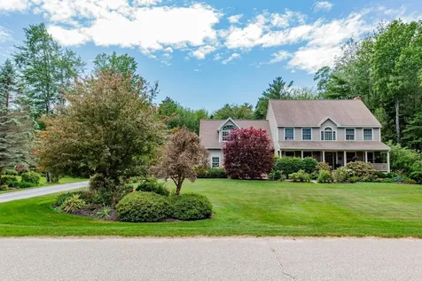 7 Bornheimer Place Scarborough ME 04074