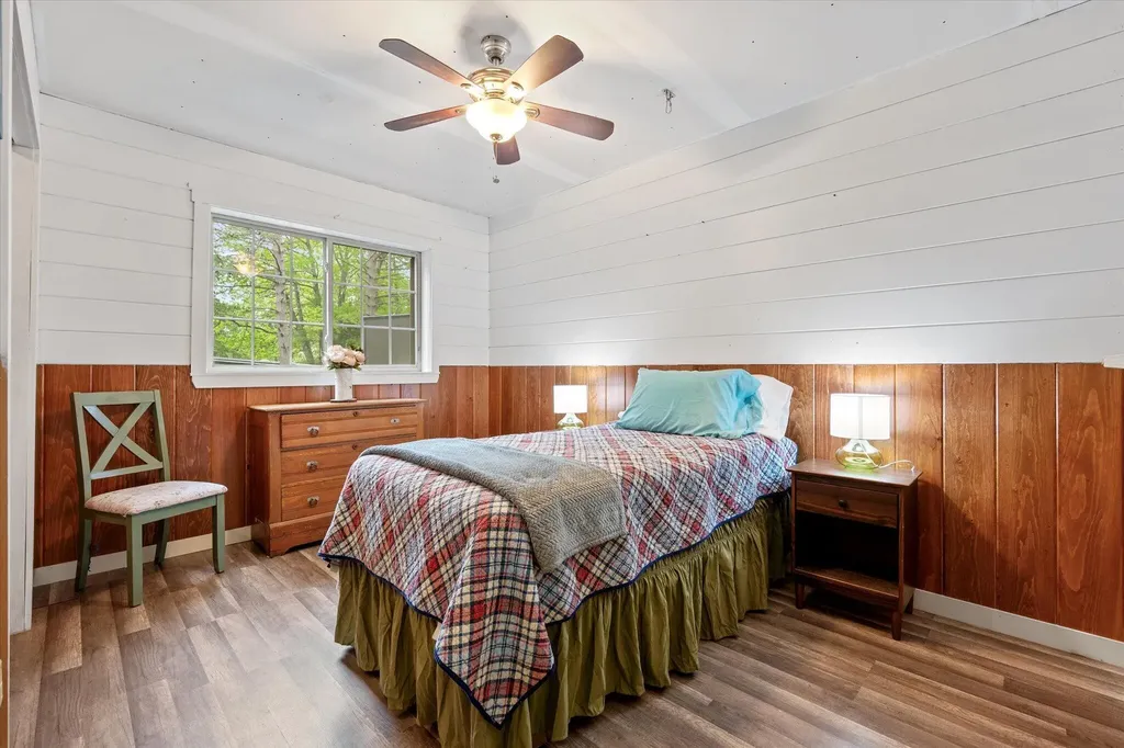 1572 River Road Bucksport ME 04416