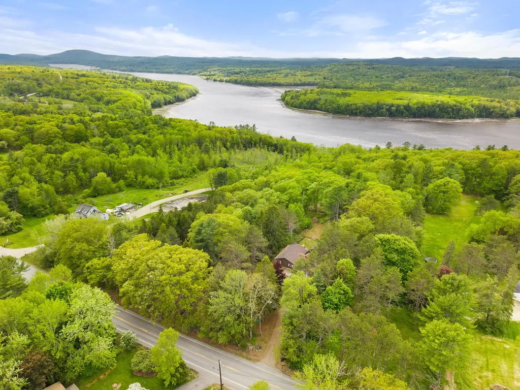 1572 River Road Bucksport ME 04416