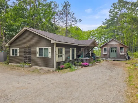1572 River Road Bucksport ME 04416