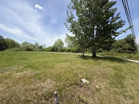 19 Duckpuddle Road Nobleboro ME 04555