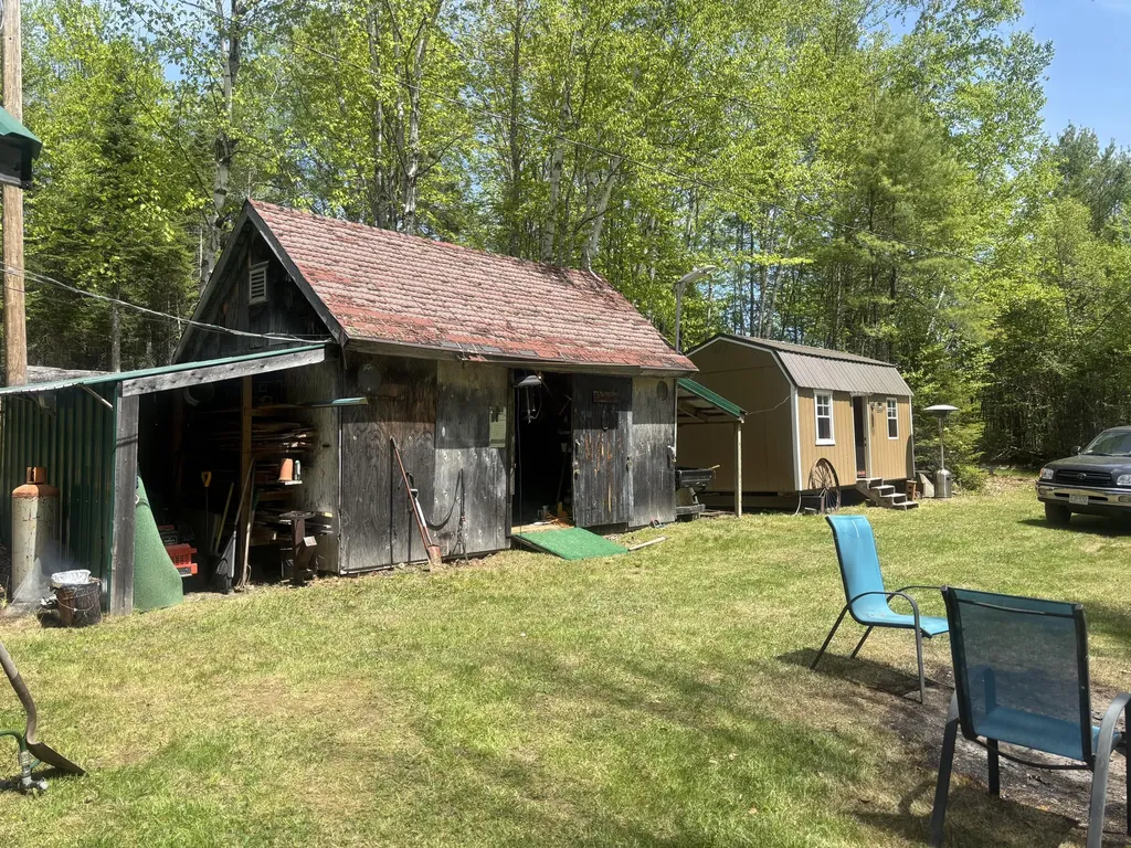 192 Steadmans Landing Road Dover-foxcroft ME 04426