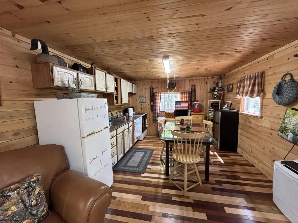 192 Steadmans Landing Road Dover-foxcroft ME 04426