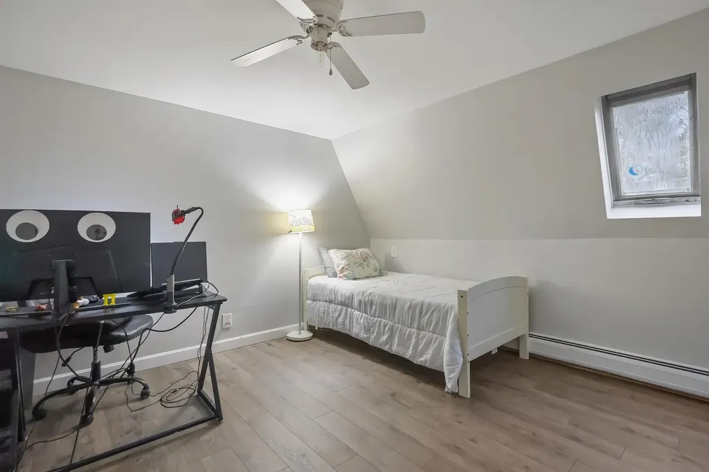 2611 Kennebec Newburgh ME 04444