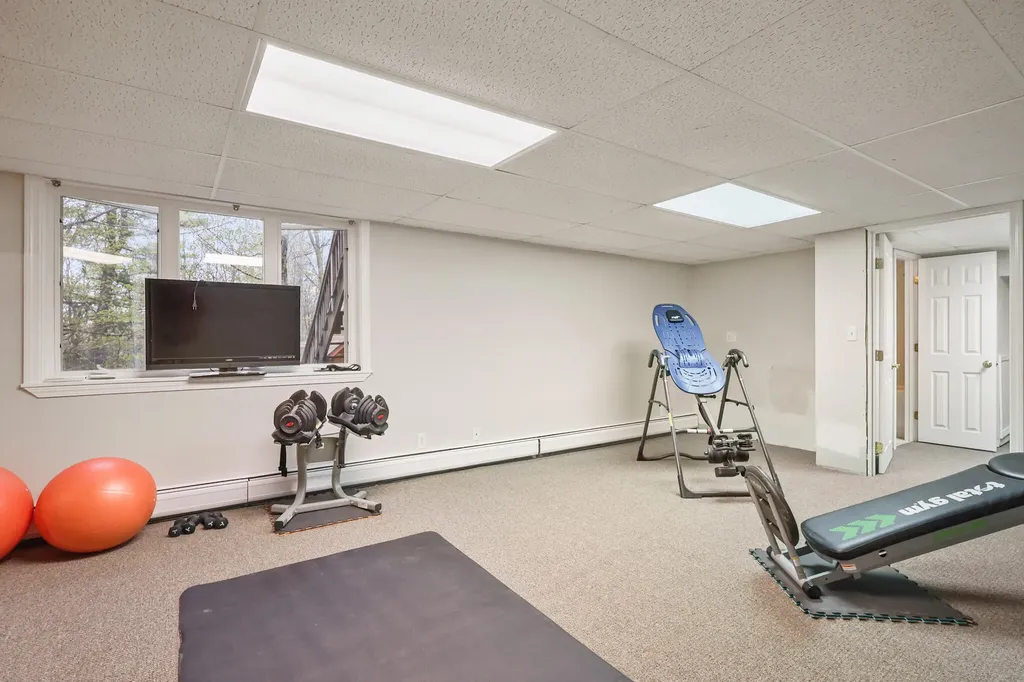 2611 Kennebec Newburgh ME 04444