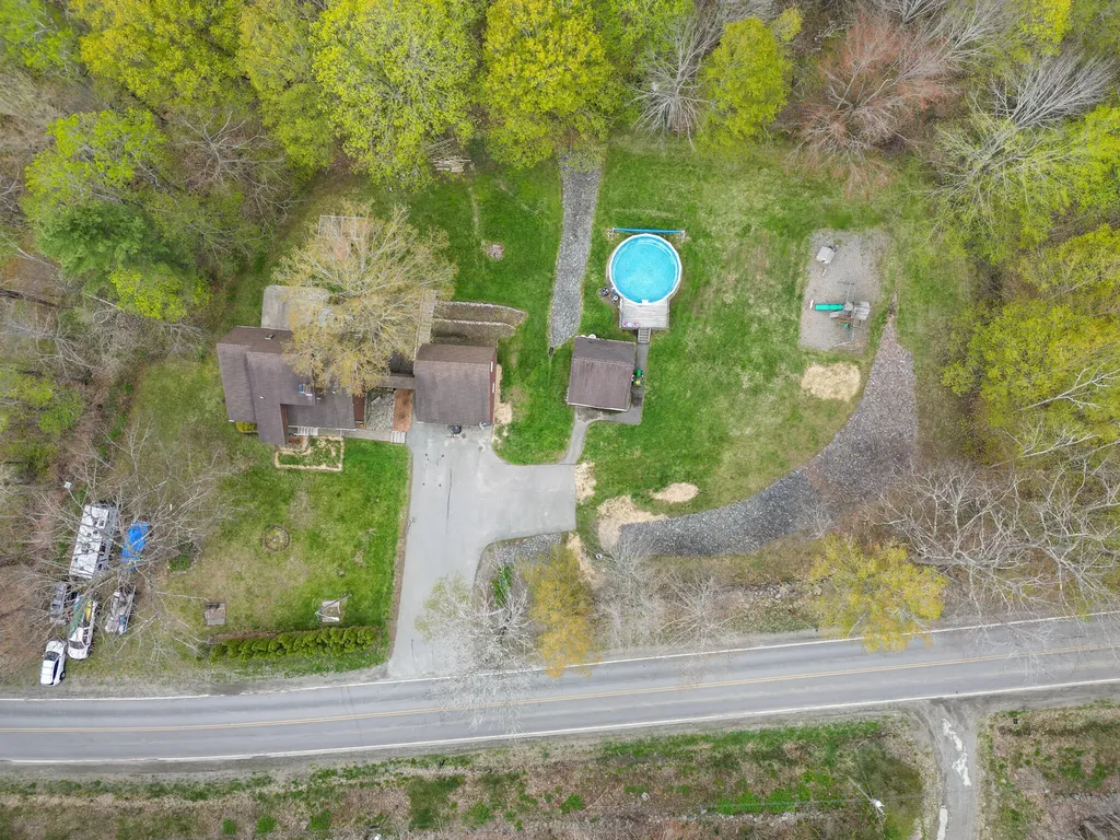 2611 Kennebec Newburgh ME 04444