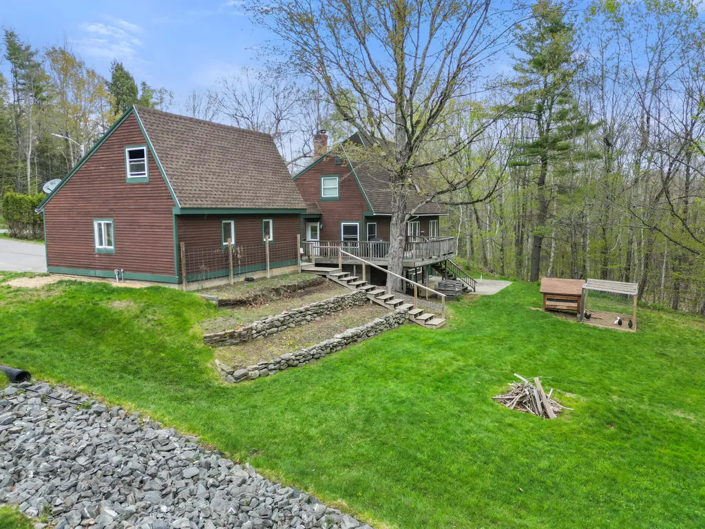 2611 Kennebec Newburgh ME 04444
