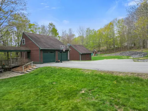 2611 Kennebec Newburgh ME 04444