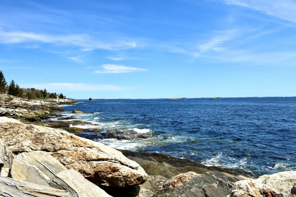 165 Mcfarland Shore Road Bristol ME 04554