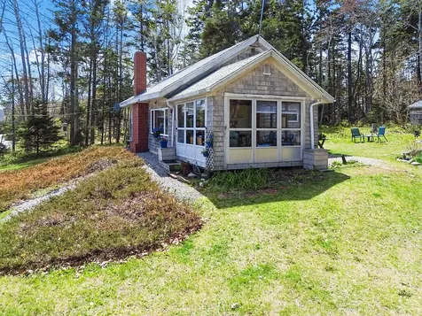 165 Mcfarland Shore Road Bristol ME 04554