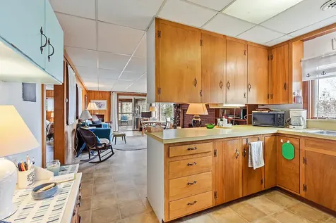 165 Mcfarland Shore Road Bristol ME 04554