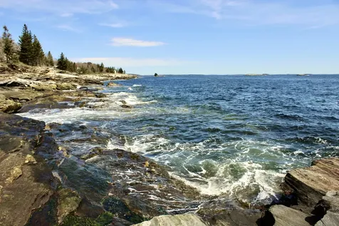 165 Mcfarland Shore Road Bristol ME 04554