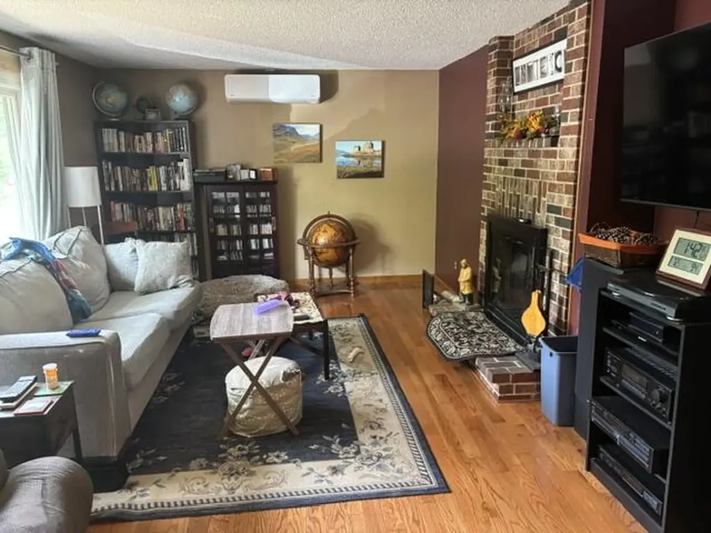 23 Annabessacook Drive Winthrop ME 04364