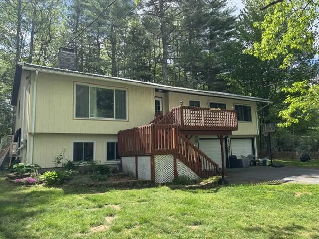23 Annabessacook Drive Winthrop ME 04364
