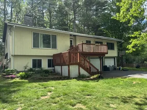 23 Annabessacook Drive Winthrop ME 04364