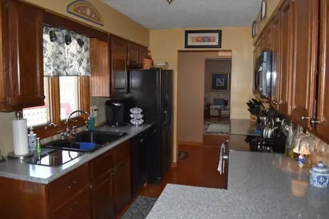 23 Annabessacook Drive Winthrop ME 04364