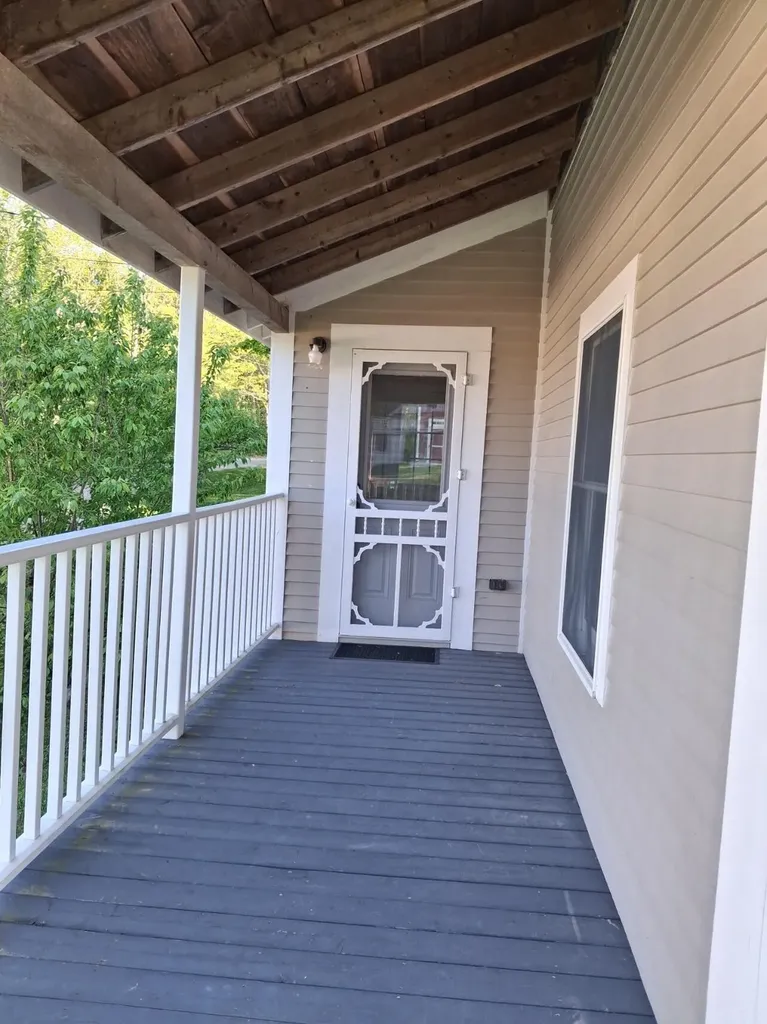 5 Penniman Road Bristol ME 04554