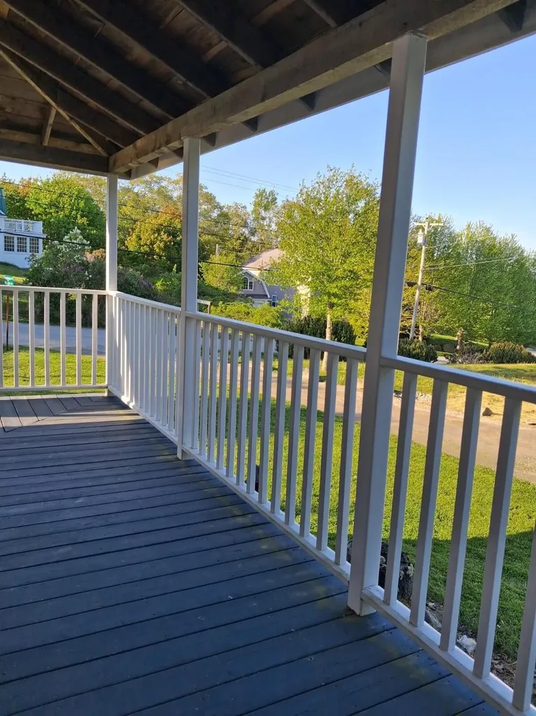 5 Penniman Road Bristol ME 04554
