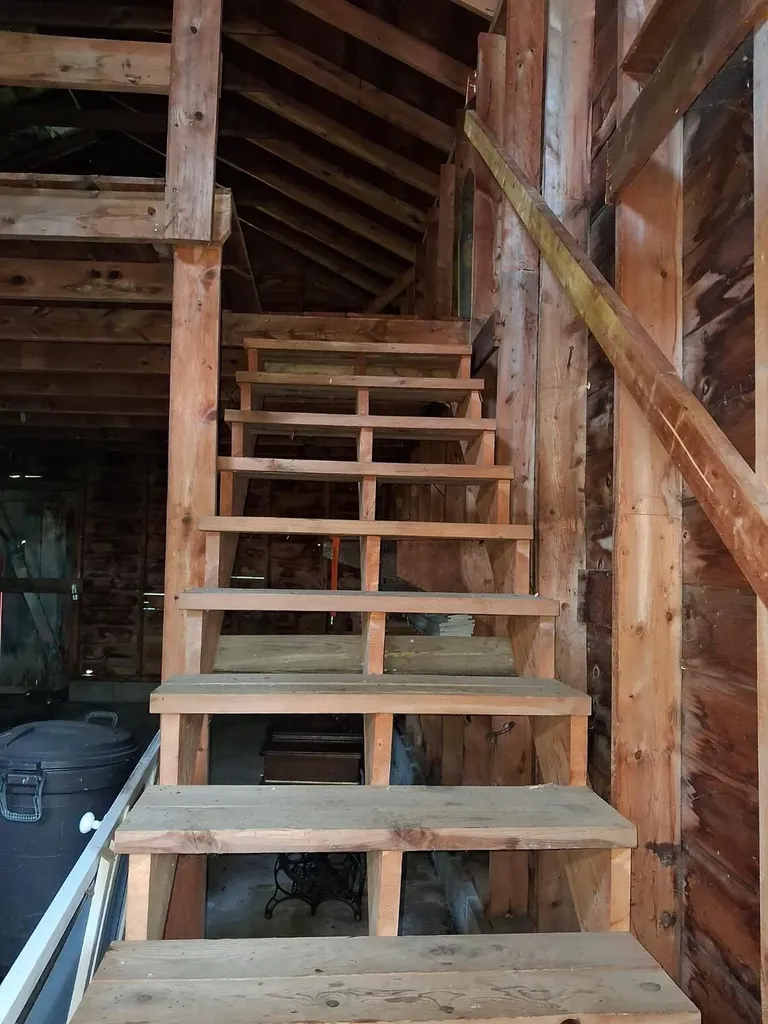 5 Penniman Road Bristol ME 04554