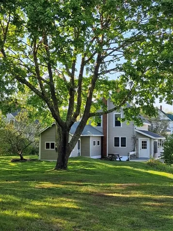 5 Penniman Road Bristol ME 04554